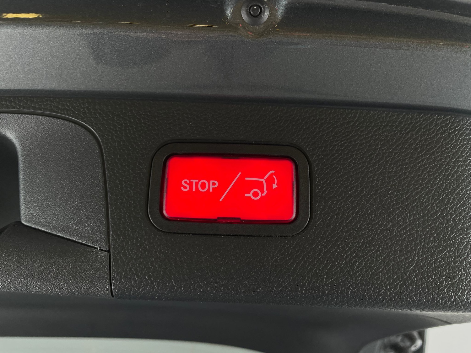 Used Mercedes-Benz GLC 2020 for sale - 76684698: Photo 14