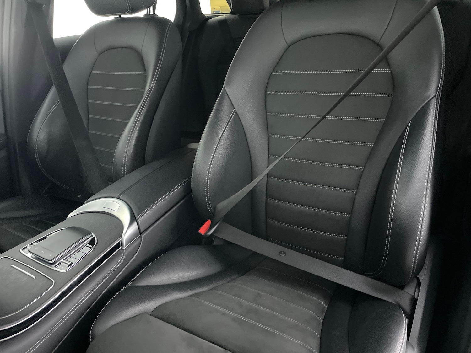 Used Mercedes-Benz GLC 2020 for sale - 76684698: Photo 15