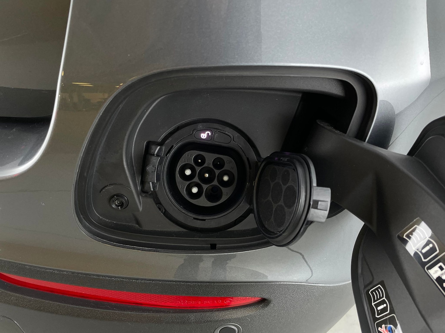 Used Mercedes-Benz GLC 2020 for sale - 76684698: Photo 34