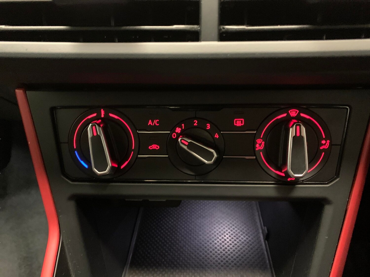 Used Volkswagen Polo 2019 for sale - 77401479: Photo 15