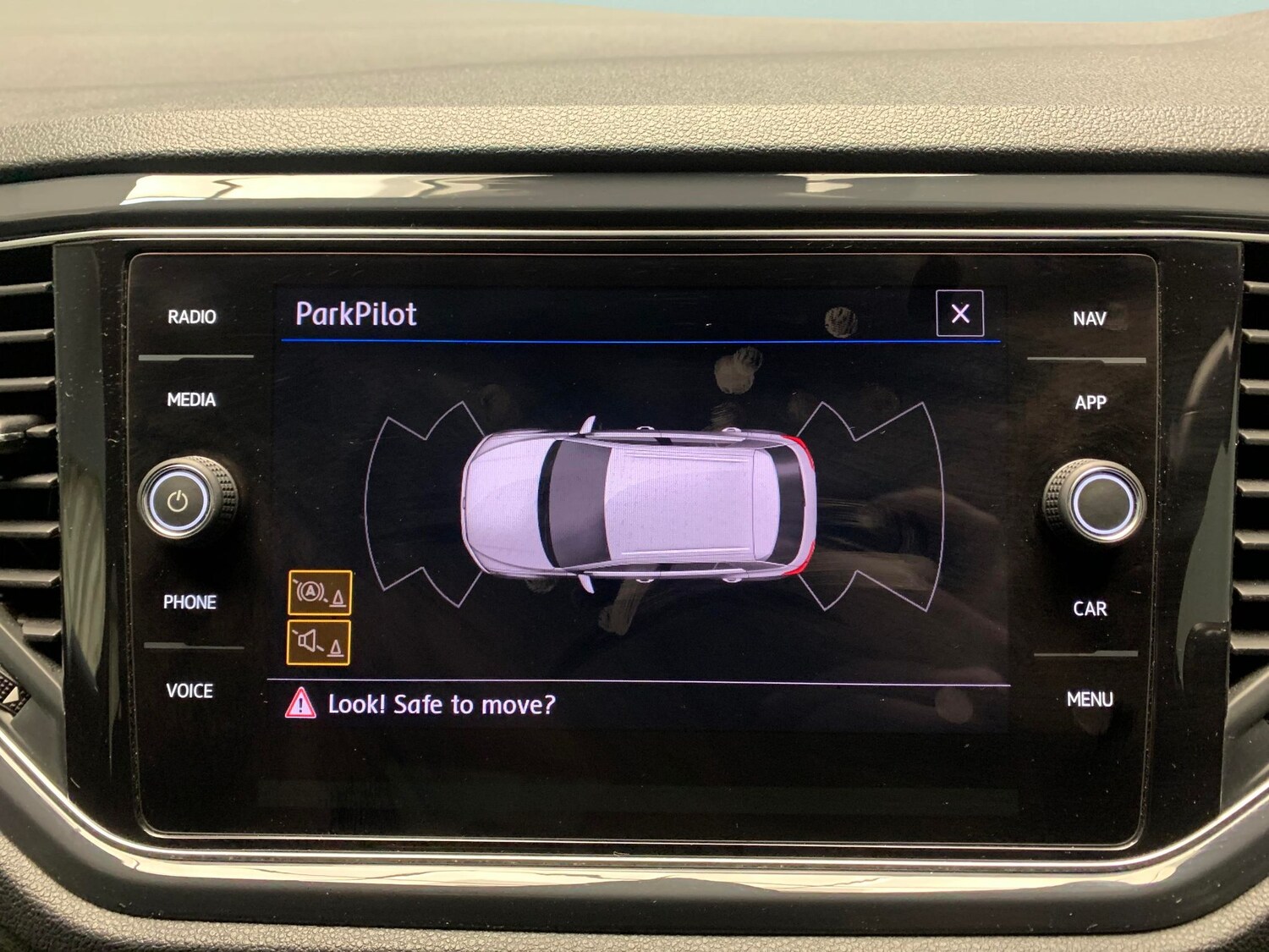 Used Volkswagen T-Roc for sale - 78012430: Photo 14