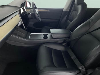 Used Tesla Model Y undefined for sale - 77164353: Photo