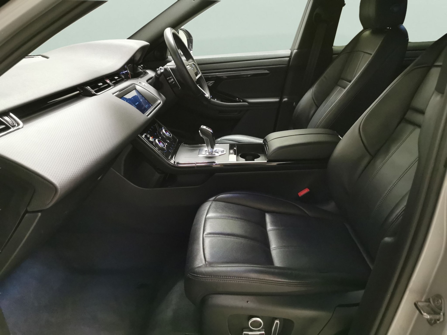 Used Land Rover Range Rover Evoque 2021 for sale - 76704059: Photo 4