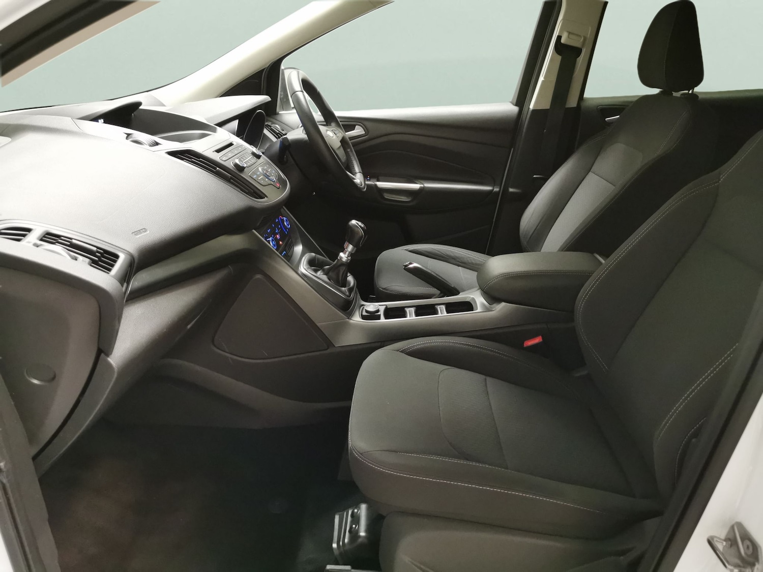 Used Ford Kuga 2018 for sale - 77373944: Photo 4