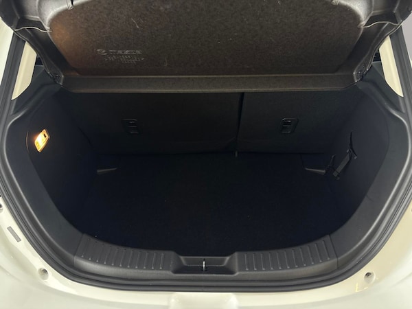 Used Mazda Mazda2 2023 for sale - 76255703: Photo 38
