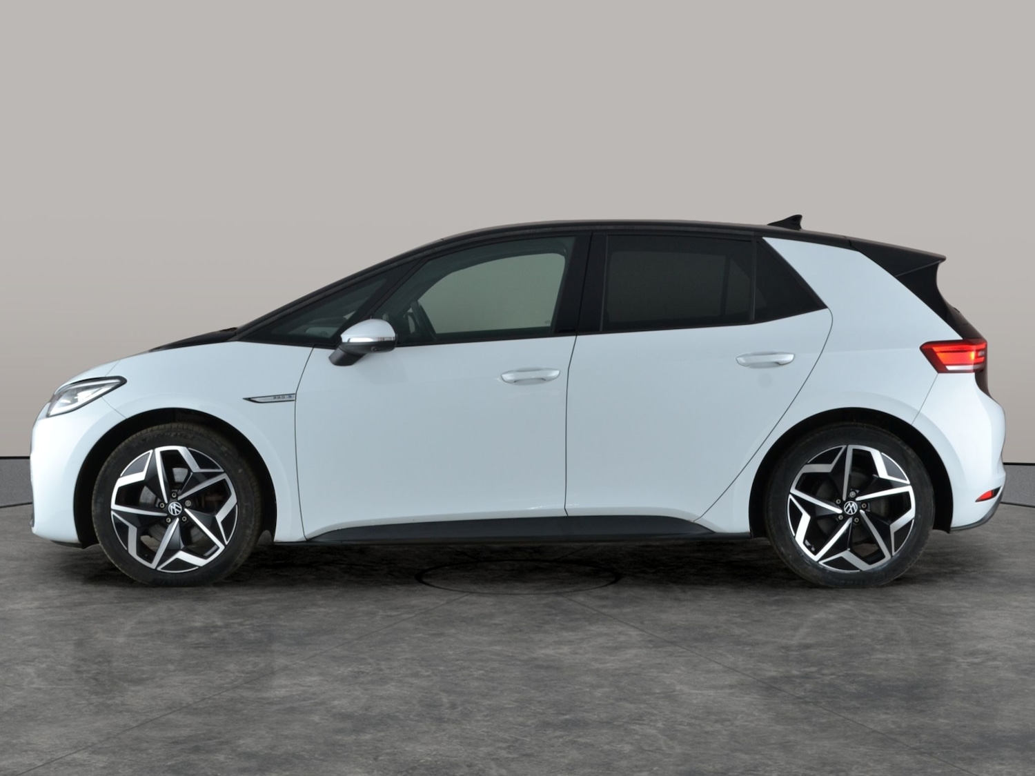 Used Volkswagen ID.3 2021 for sale - 77255620: Photo 10