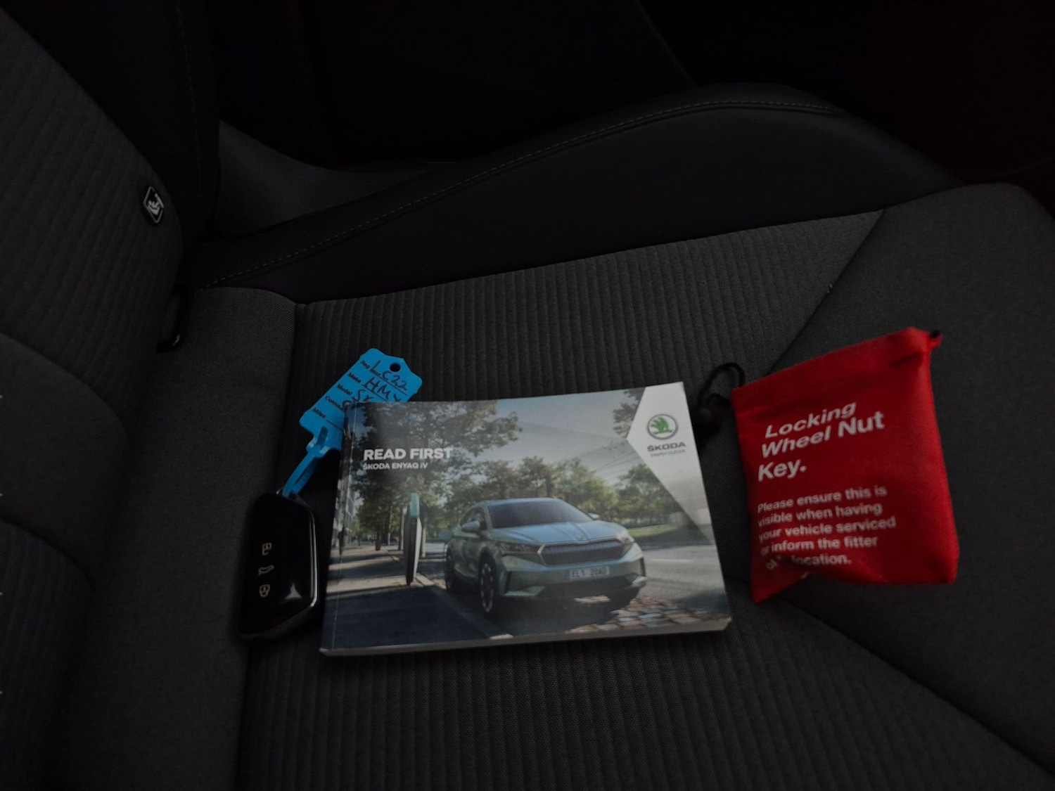 Used Skoda Enyaq 2022 for sale - 77988711: Photo 32