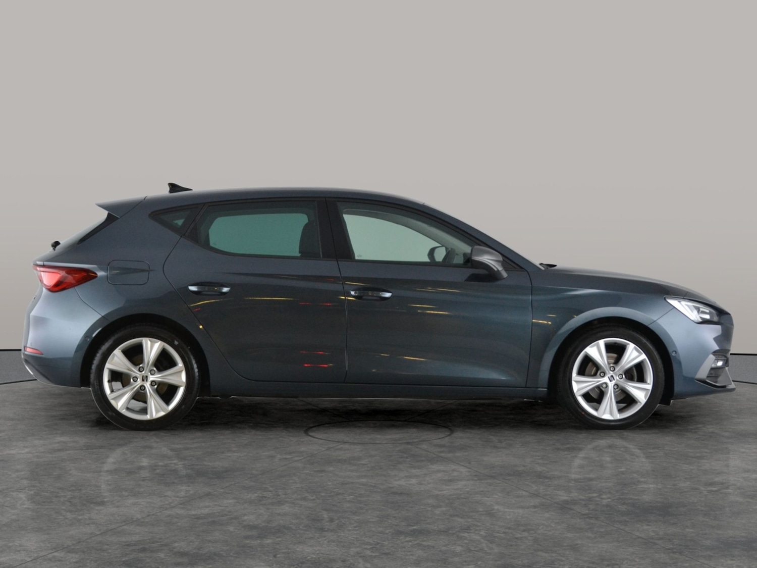 Used SEAT Leon 2023 for sale - 76853760: Photo 10
