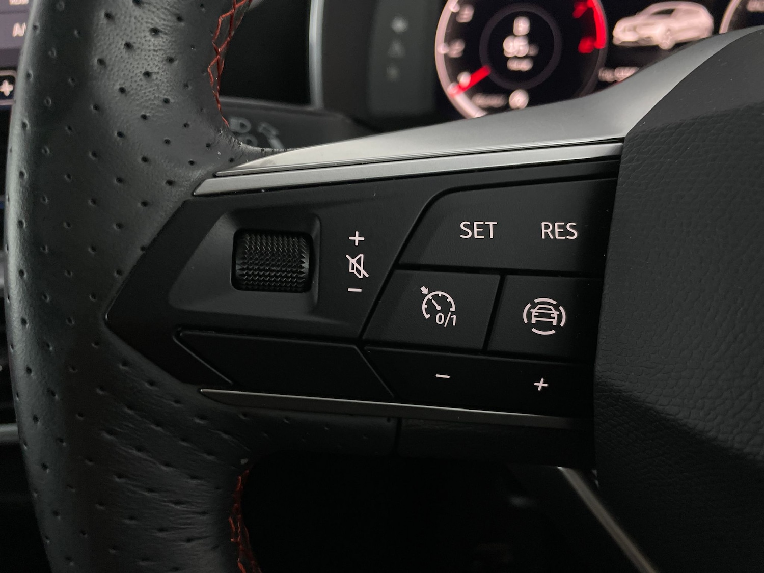 Used SEAT Leon 2023 for sale - 76853760: Photo 17