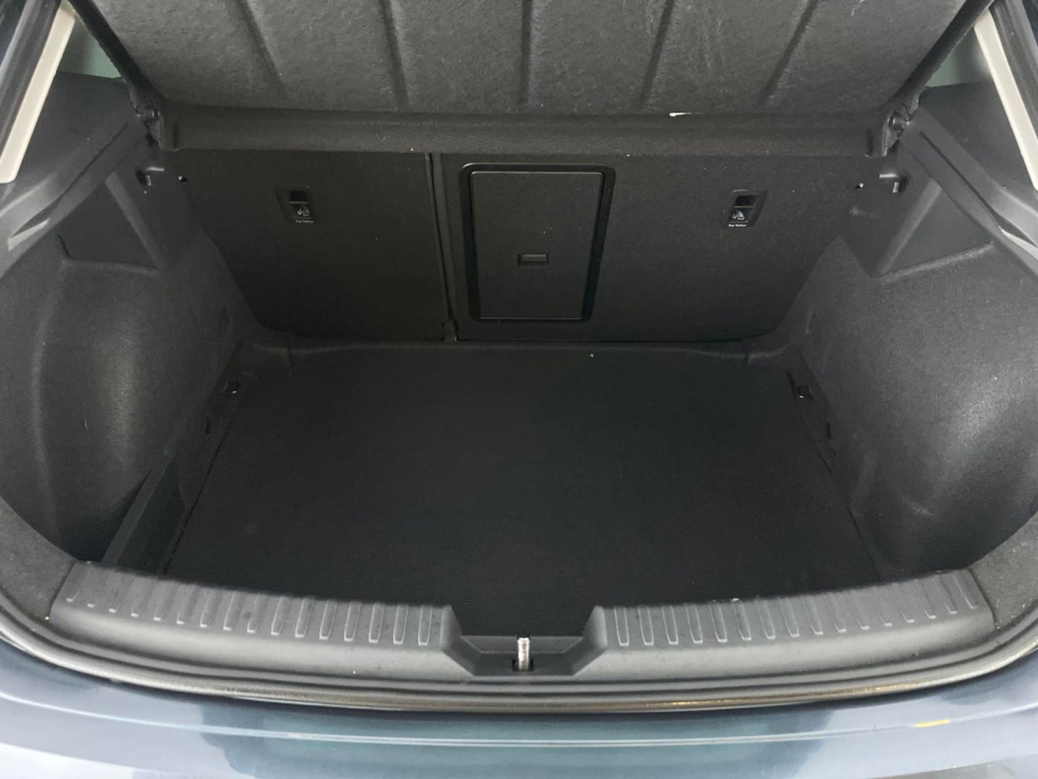 Used SEAT Leon 2023 for sale - 76853760: Photo 27