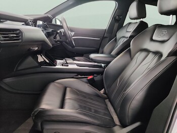 Used Audi e-tron 2021 for sale - 78533500: Photo