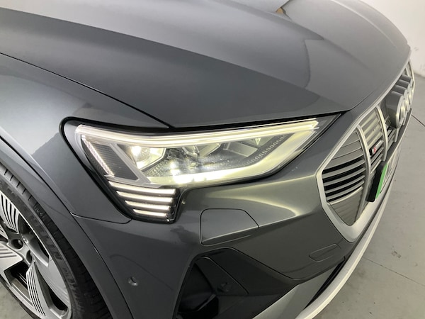 Used Audi e-tron 2022 for sale - 76264215: Photo 8