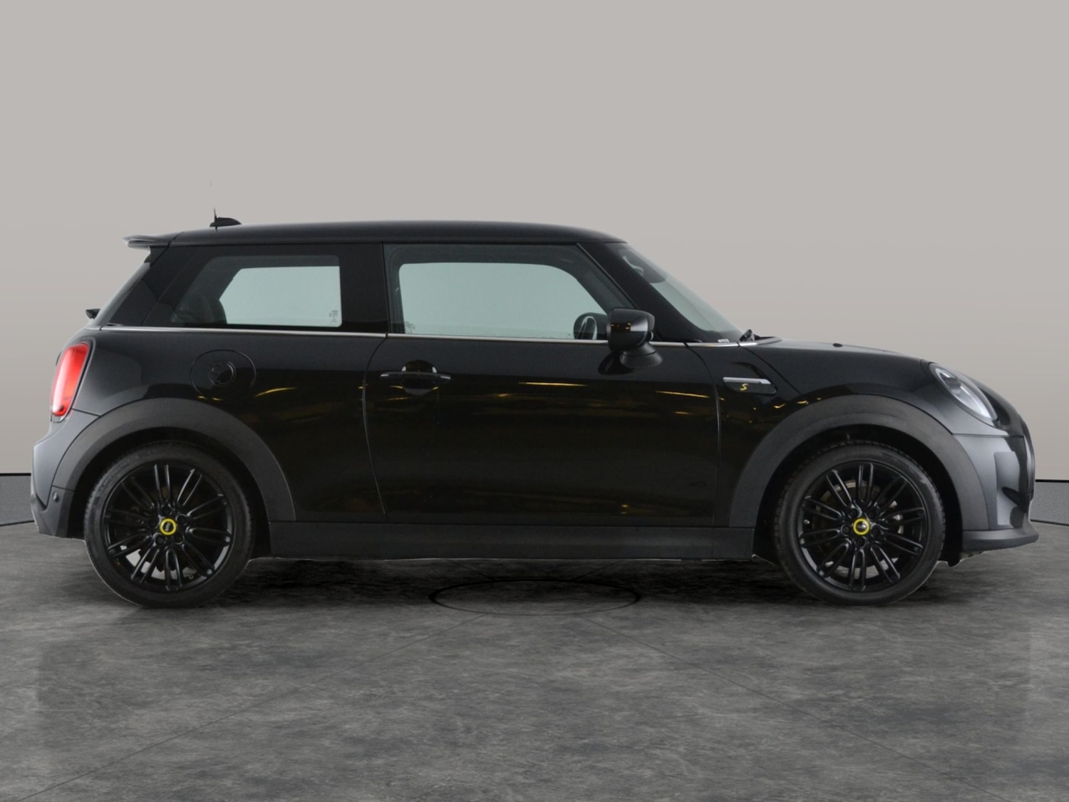 Used MINI Electric Hatch 2022 for sale - 76383008: Photo 15