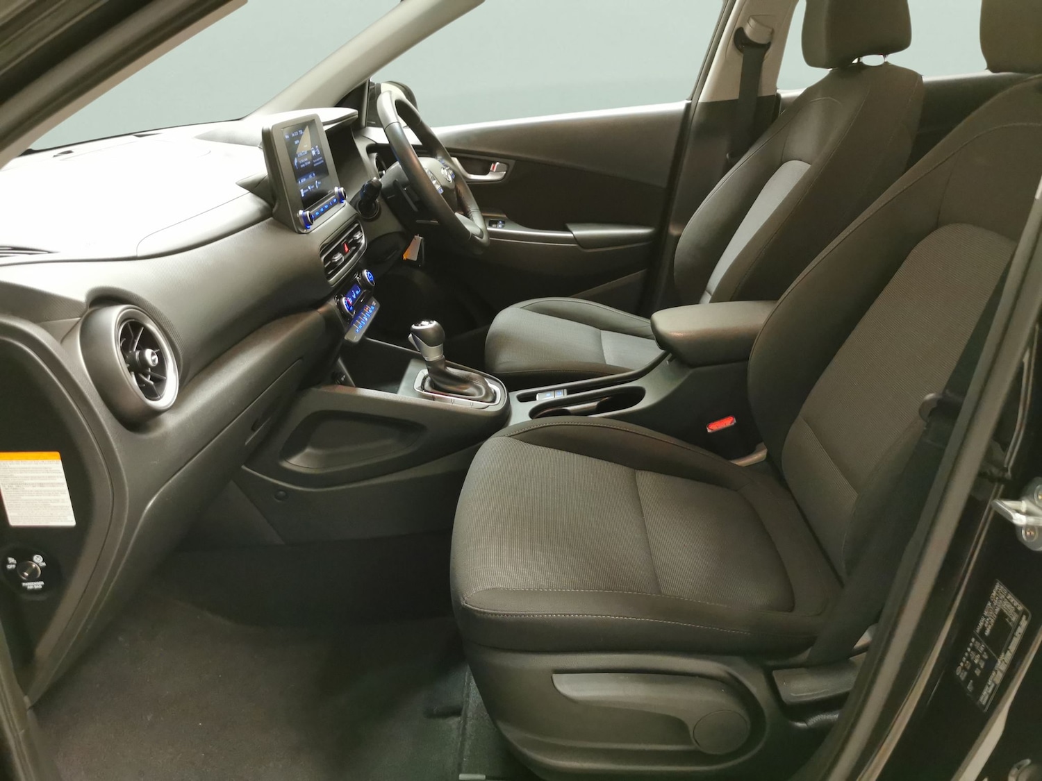 Used Hyundai KONA 2022 for sale - 76271696: Photo 4