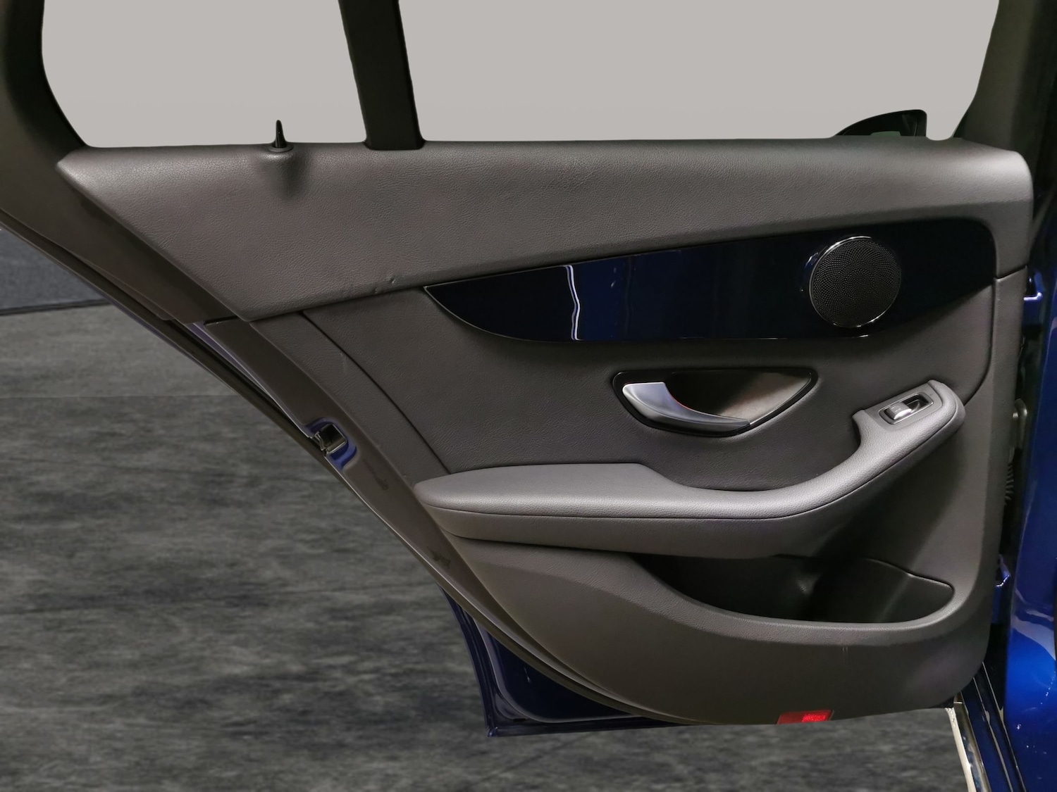 Used Mercedes-Benz C Class 2019 for sale - 78054015: Photo 28