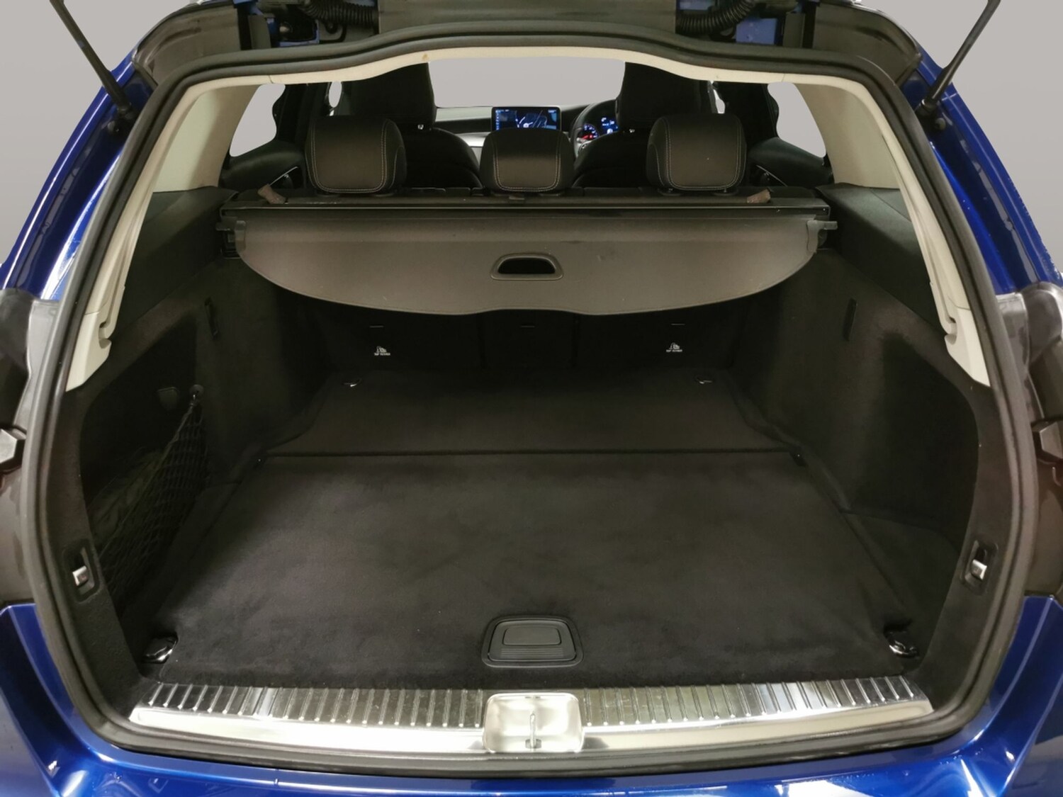 Used Mercedes-Benz C Class 2019 for sale - 78054015: Photo 33