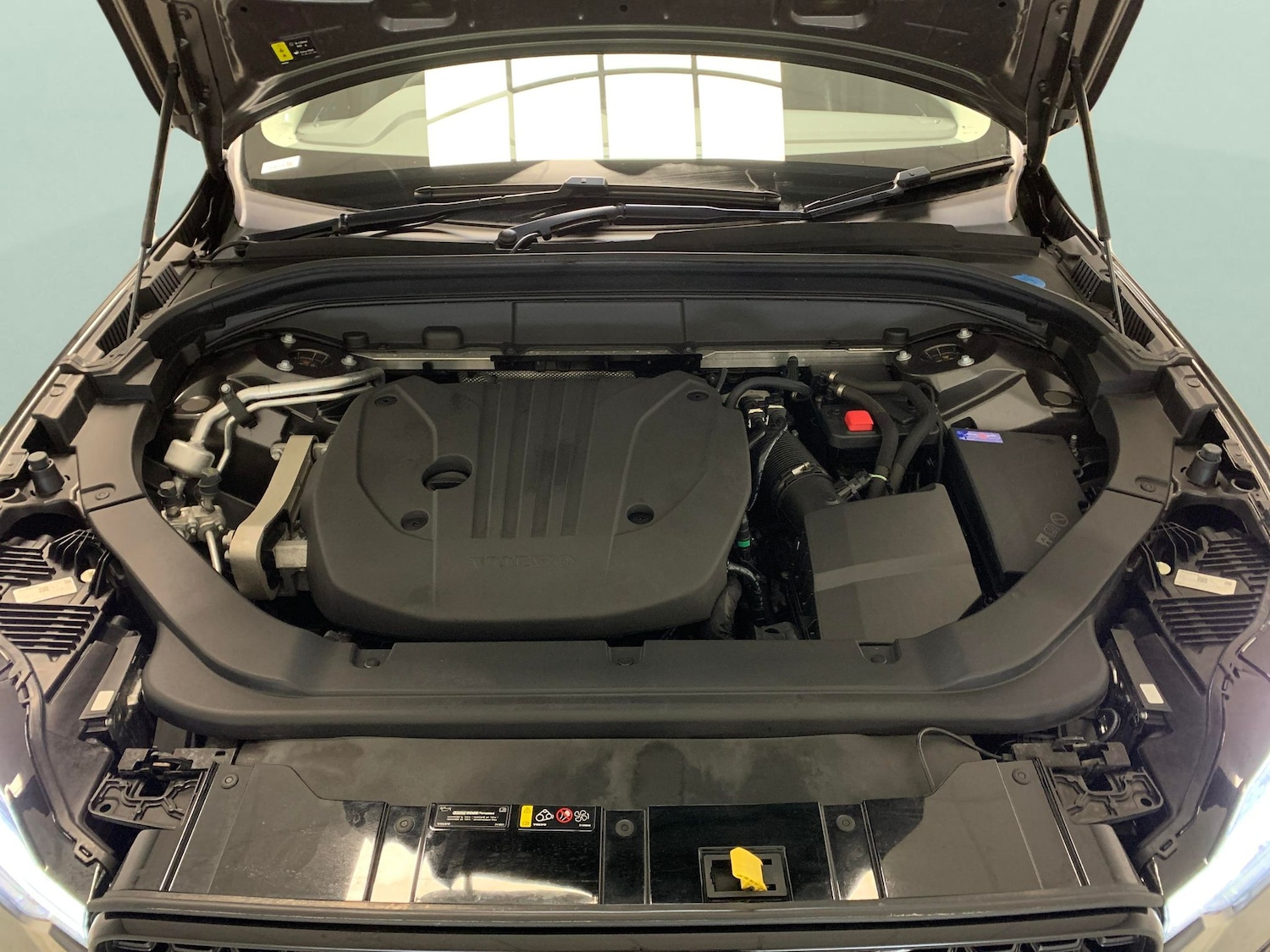 Used Volvo XC60 2023 for sale - 76650833: Photo 31