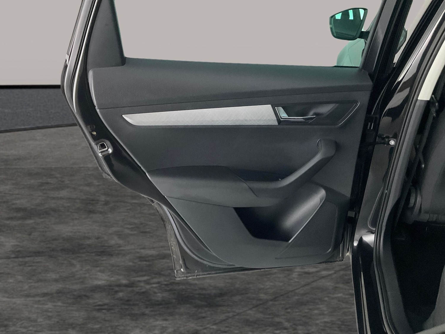 Used Skoda Karoq 2022 for sale - 76344783: Photo 38