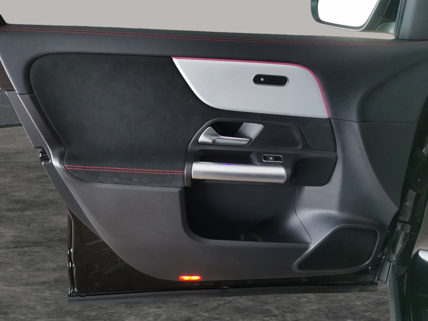 Used Mercedes-Benz EQA 2023 for sale - 77981254: Photo 32