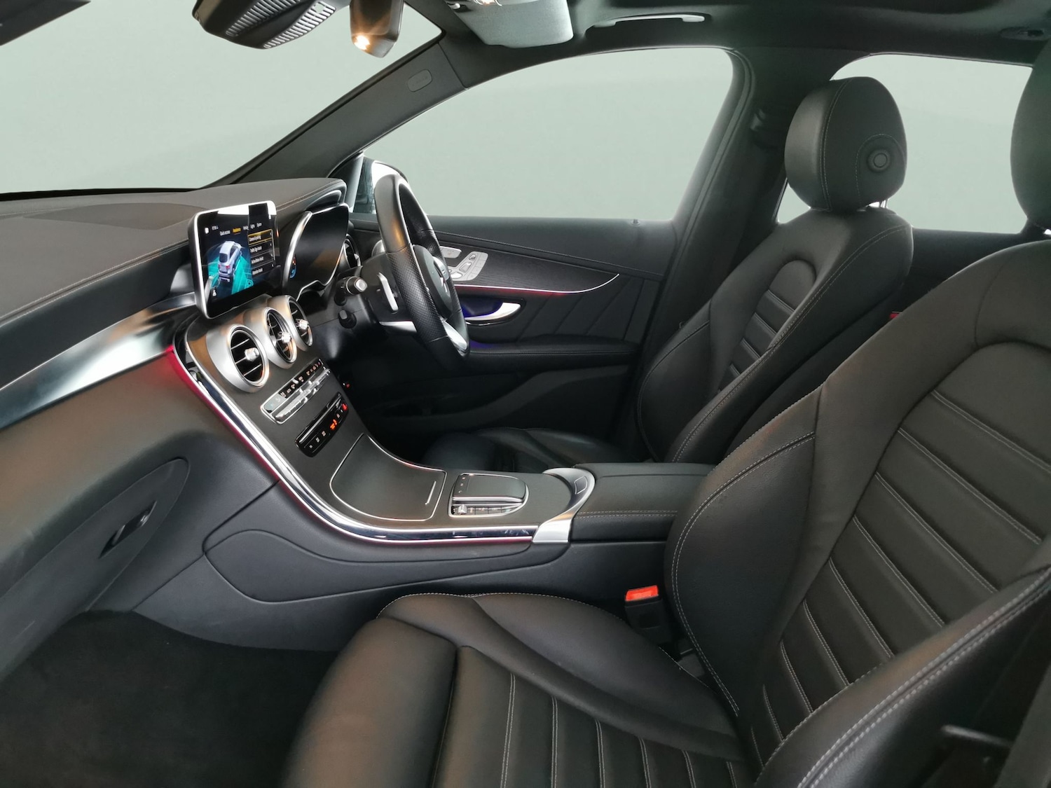 Used Mercedes-Benz GLC 2021 for sale - 77663116: Photo 4