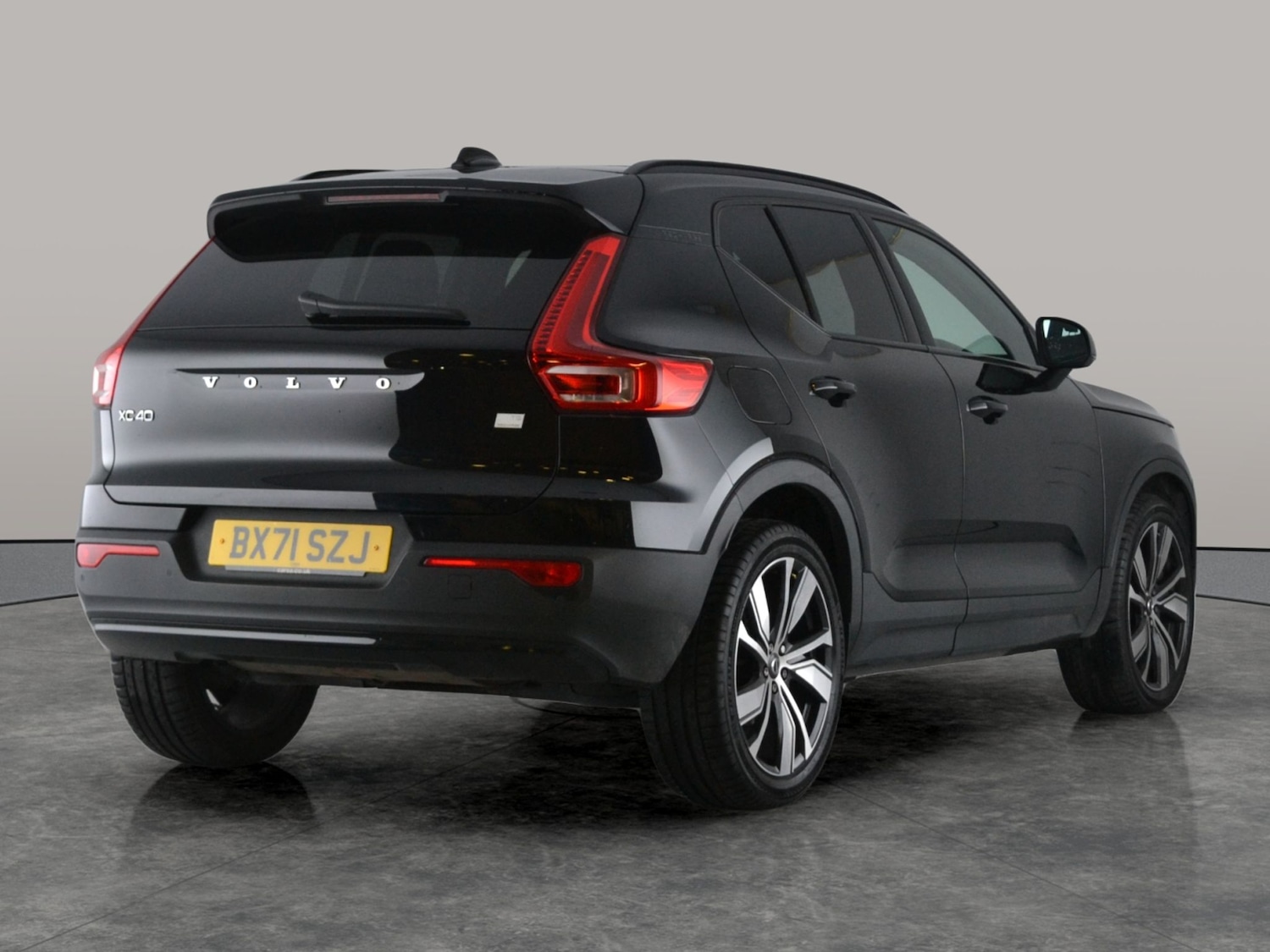 Used Volvo XC40 2021 for sale - 76534262: Photo 12
