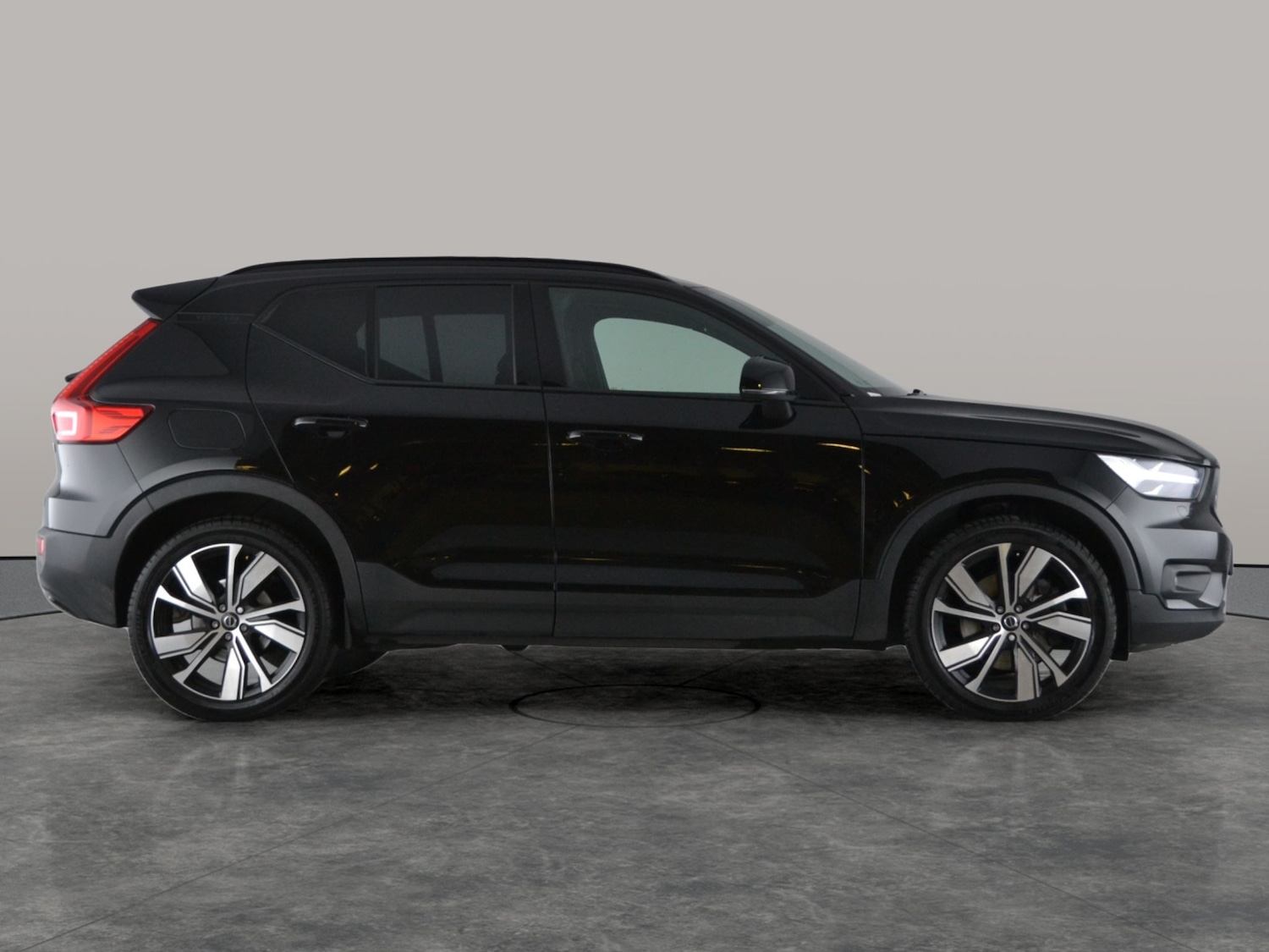 Used Volvo XC40 2021 for sale - 76534262: Photo 13