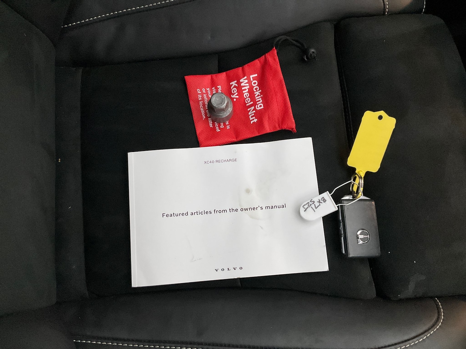 Used Volvo XC40 2021 for sale - 76534262: Photo 31