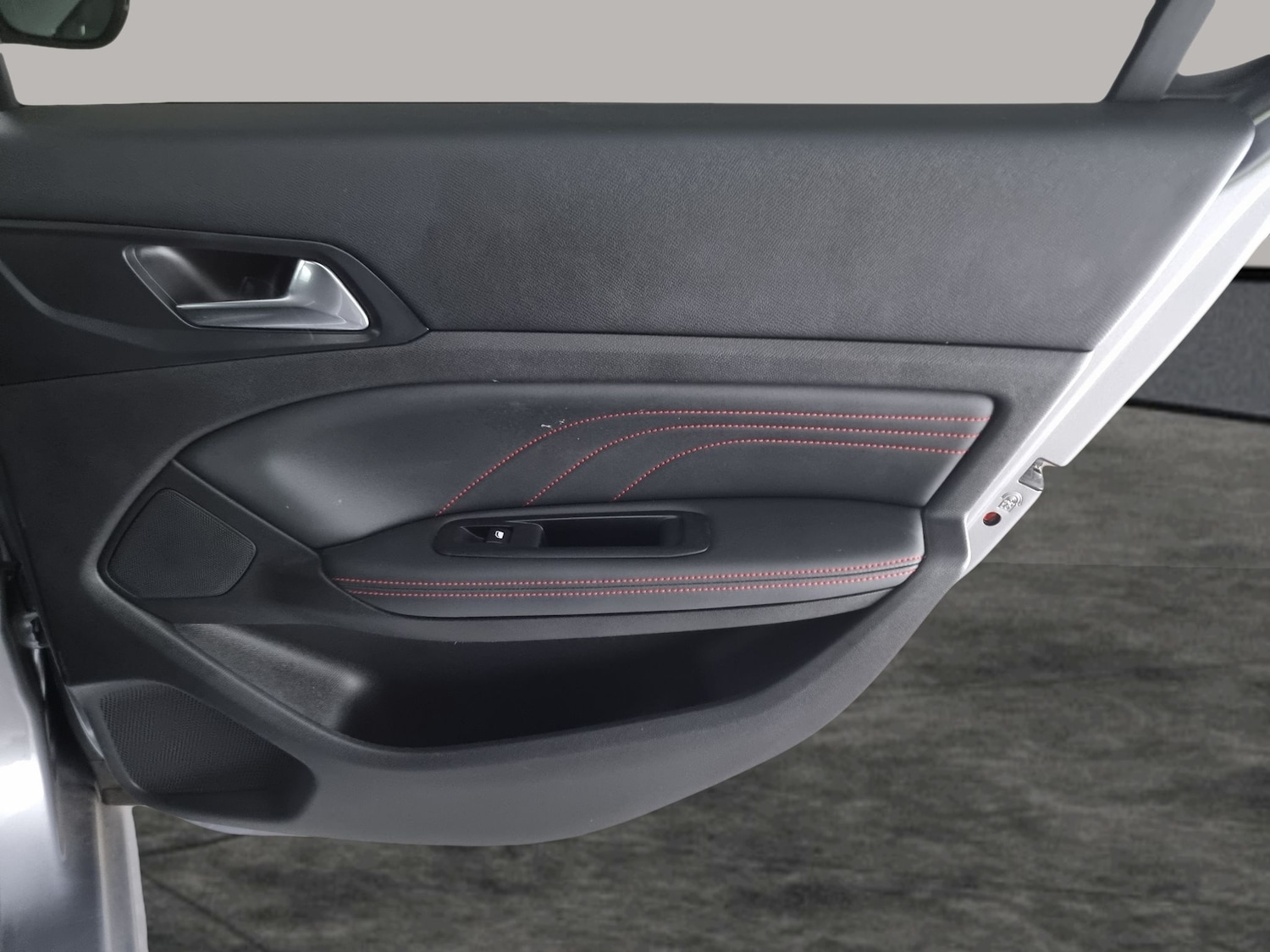 Used Peugeot 308 2019 for sale - 76450161: Photo 34