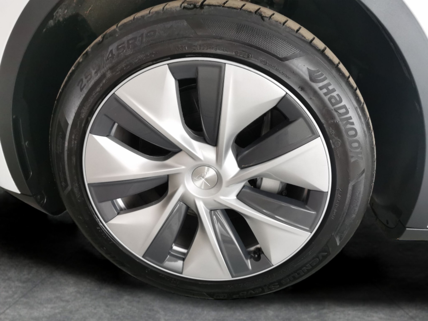 Used Tesla Model Y 2023 for sale - 76534208: Photo 25