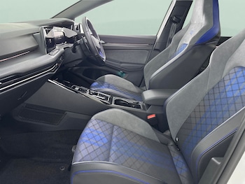 Used Volkswagen Golf 2024 for sale - 79264773: Photo