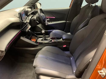 Used Peugeot 2008 2021 for sale - 78468383: Photo