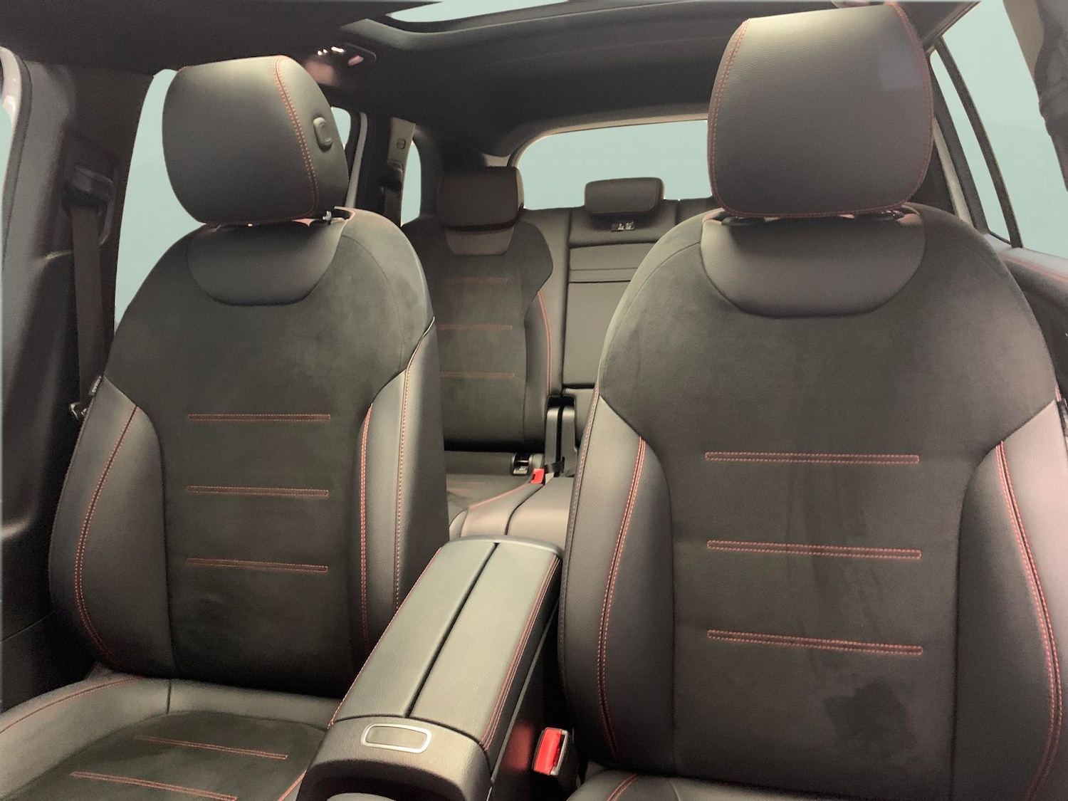 Used Mercedes-Benz EQB 2023 for sale - 77519643: Photo 7