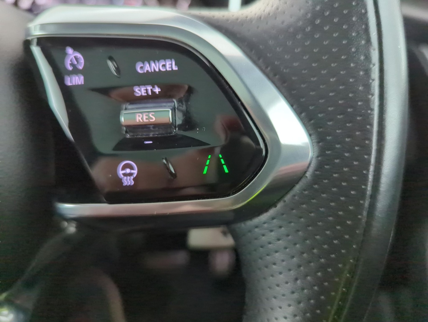 Used Jaguar F-Pace 2022 for sale - 77916981: Photo 29