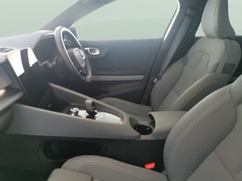 Used Polestar Polestar 2 2023 for sale - 77312619: Photo