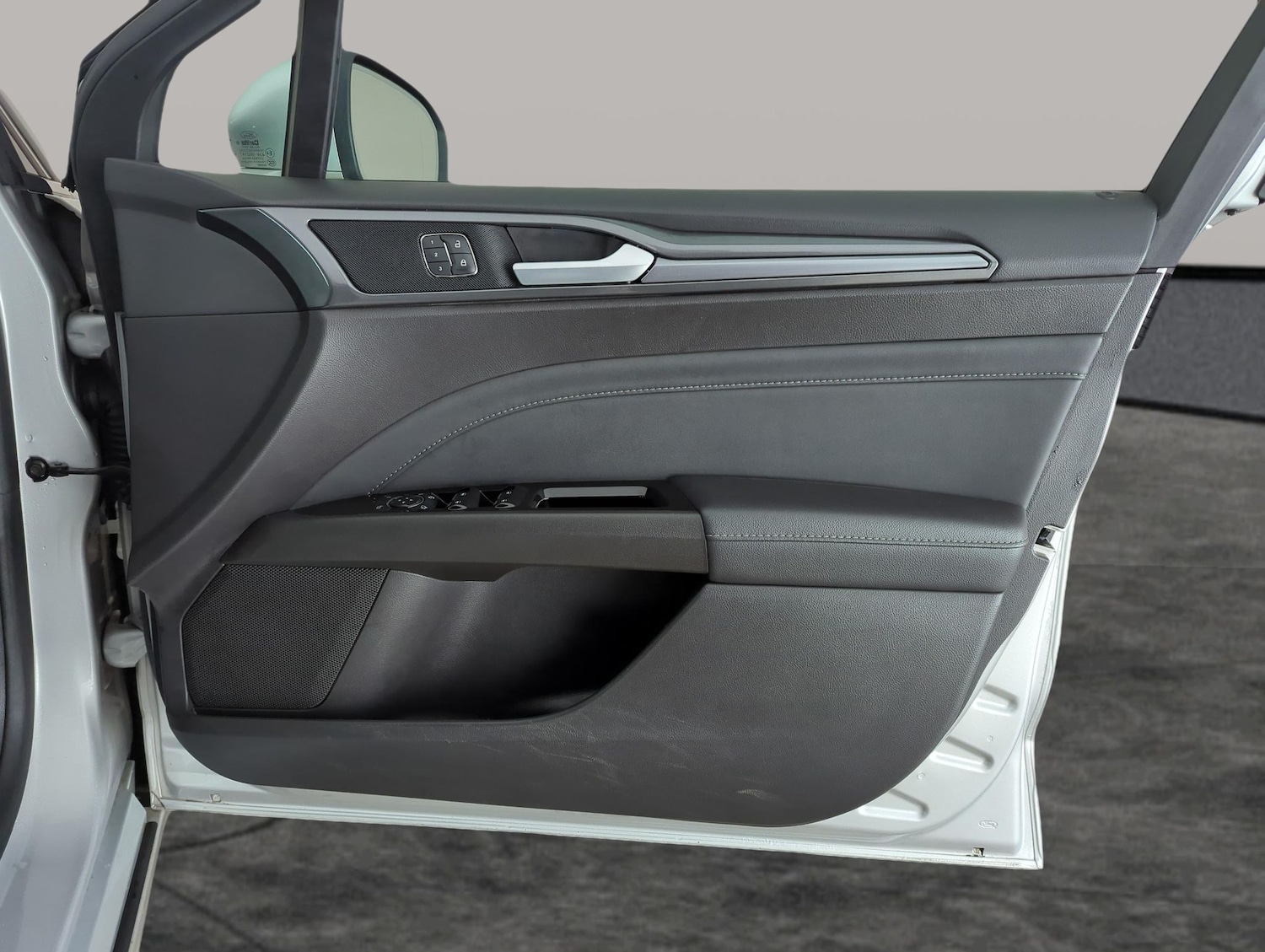 Used Ford Mondeo 2020 for sale - 77730675: Photo 31