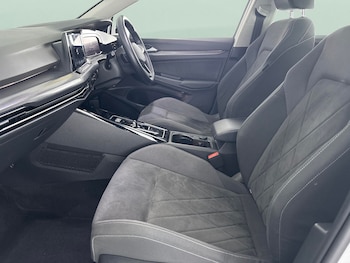 Used Volkswagen Golf 2023 for sale - 79490832: Photo
