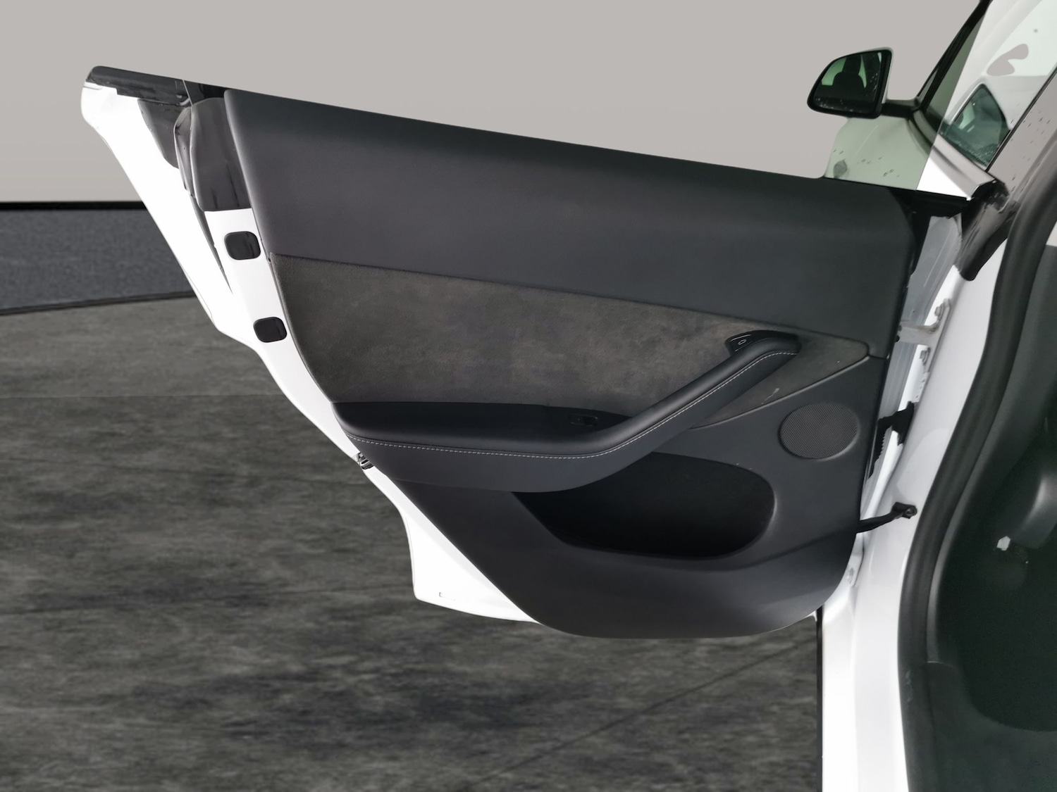 Used Tesla Model Y for sale - 76969519: Photo 32