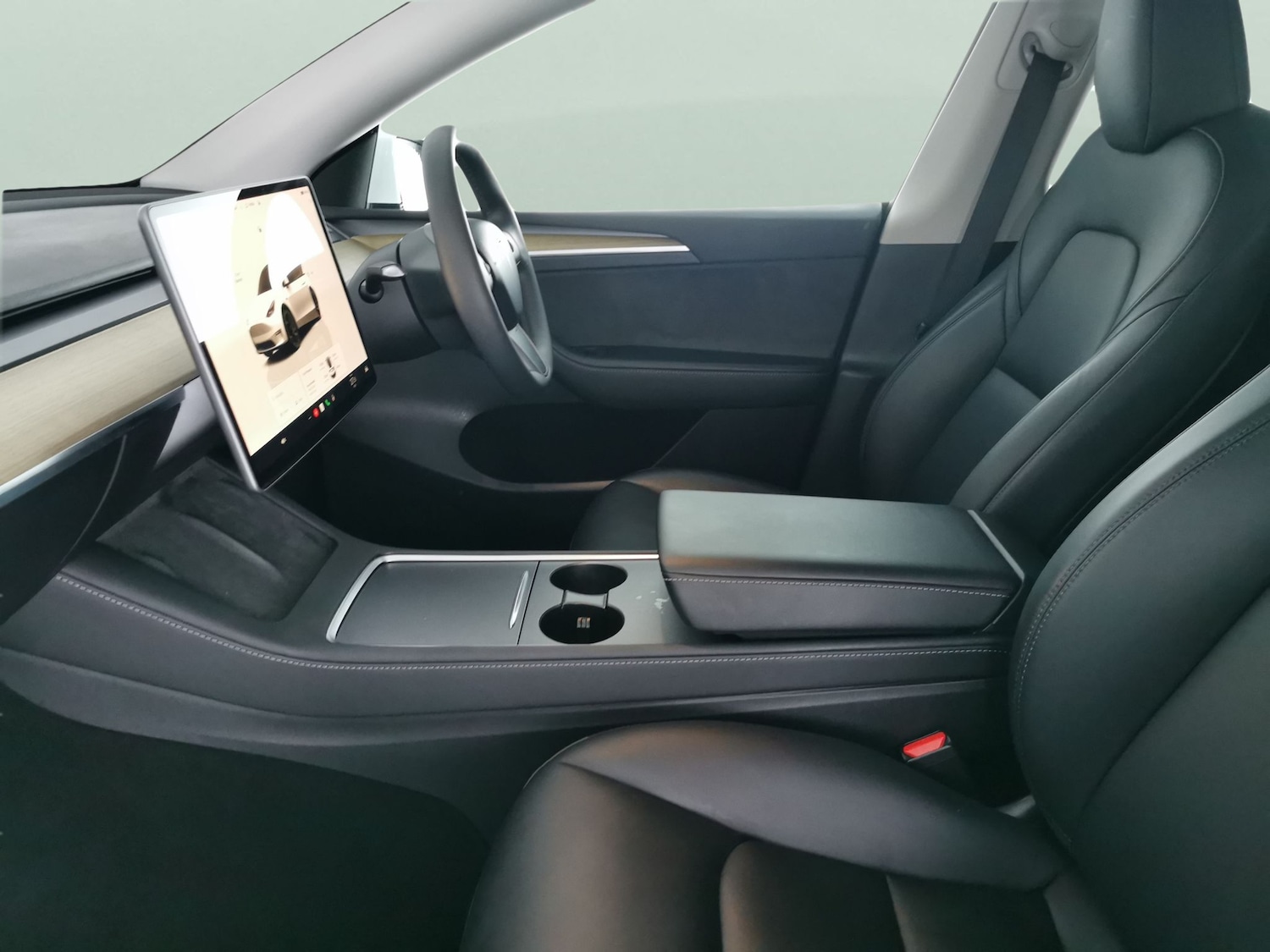 Used Tesla Model Y for sale - 76969519: Photo 4