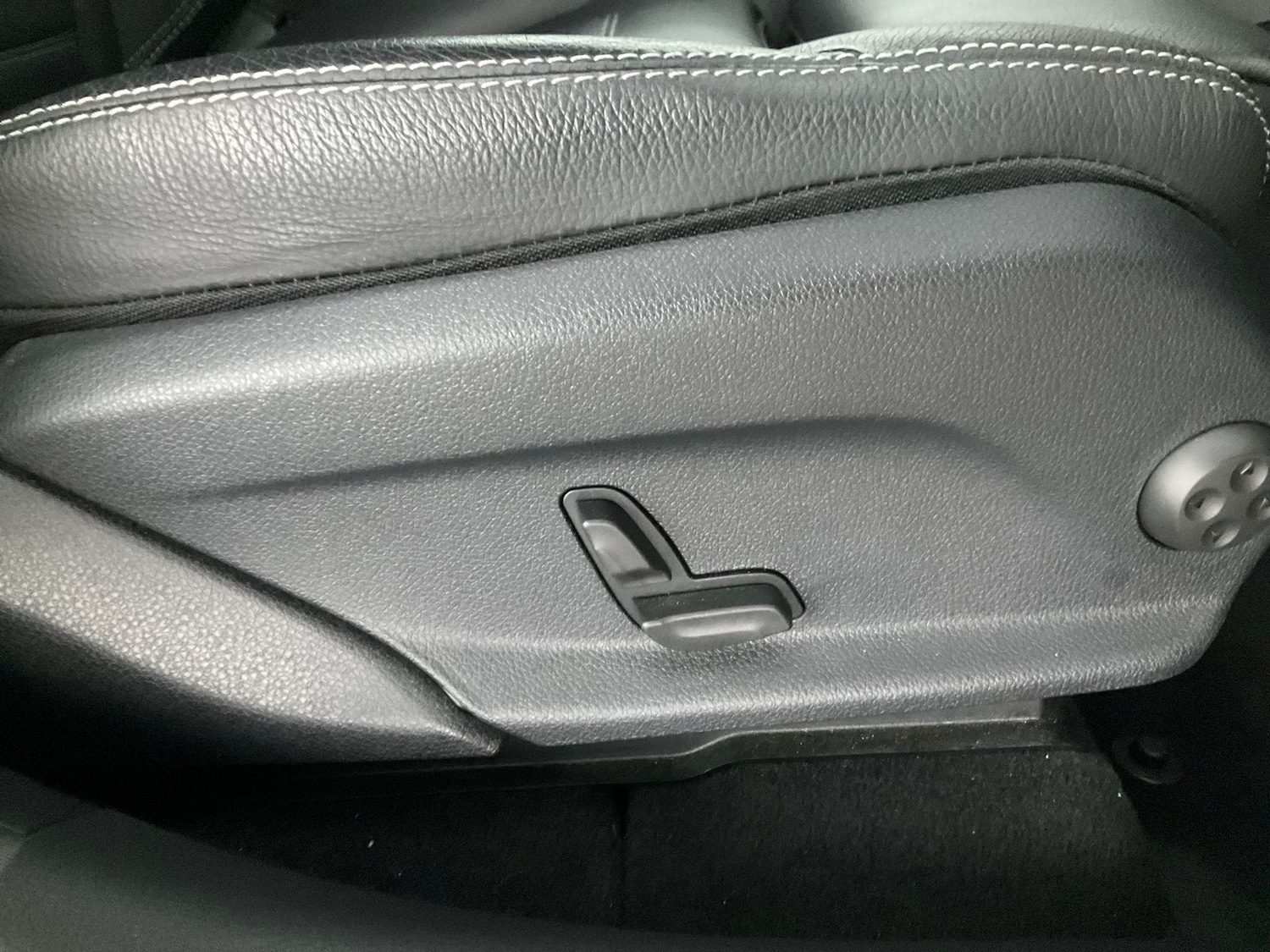 Used Mercedes-Benz EQC 2022 for sale - 76342380: Photo 22