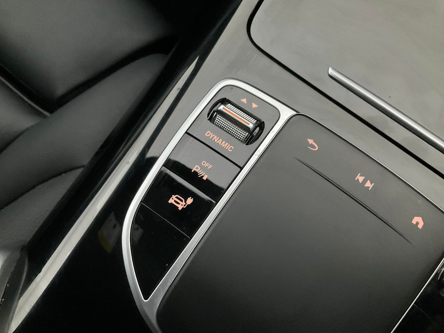 Used Mercedes-Benz EQC 2022 for sale - 76342380: Photo 24
