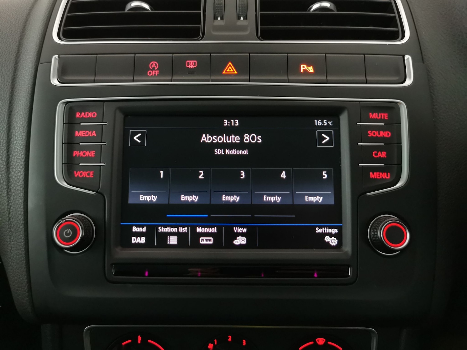 Used Volkswagen Polo 2017 for sale - 77979335: Photo 5