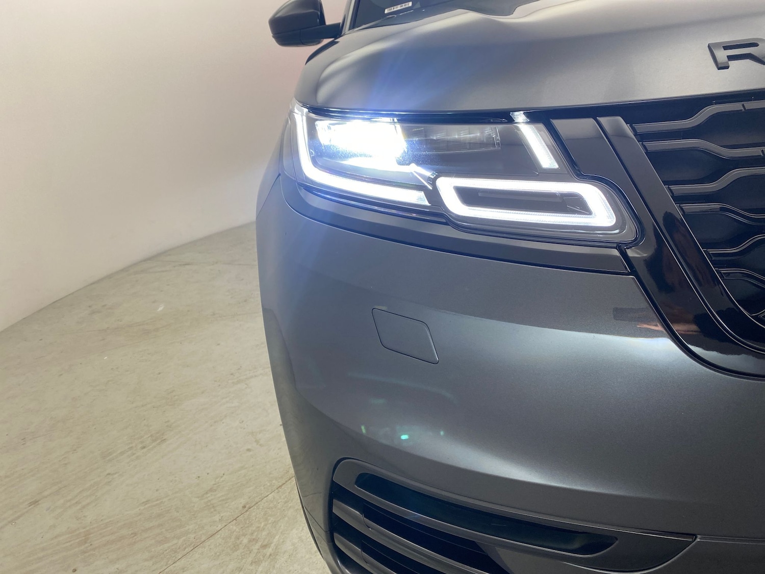 Used Land Rover Range Rover Velar 2022 for sale - 76845776: Photo 23