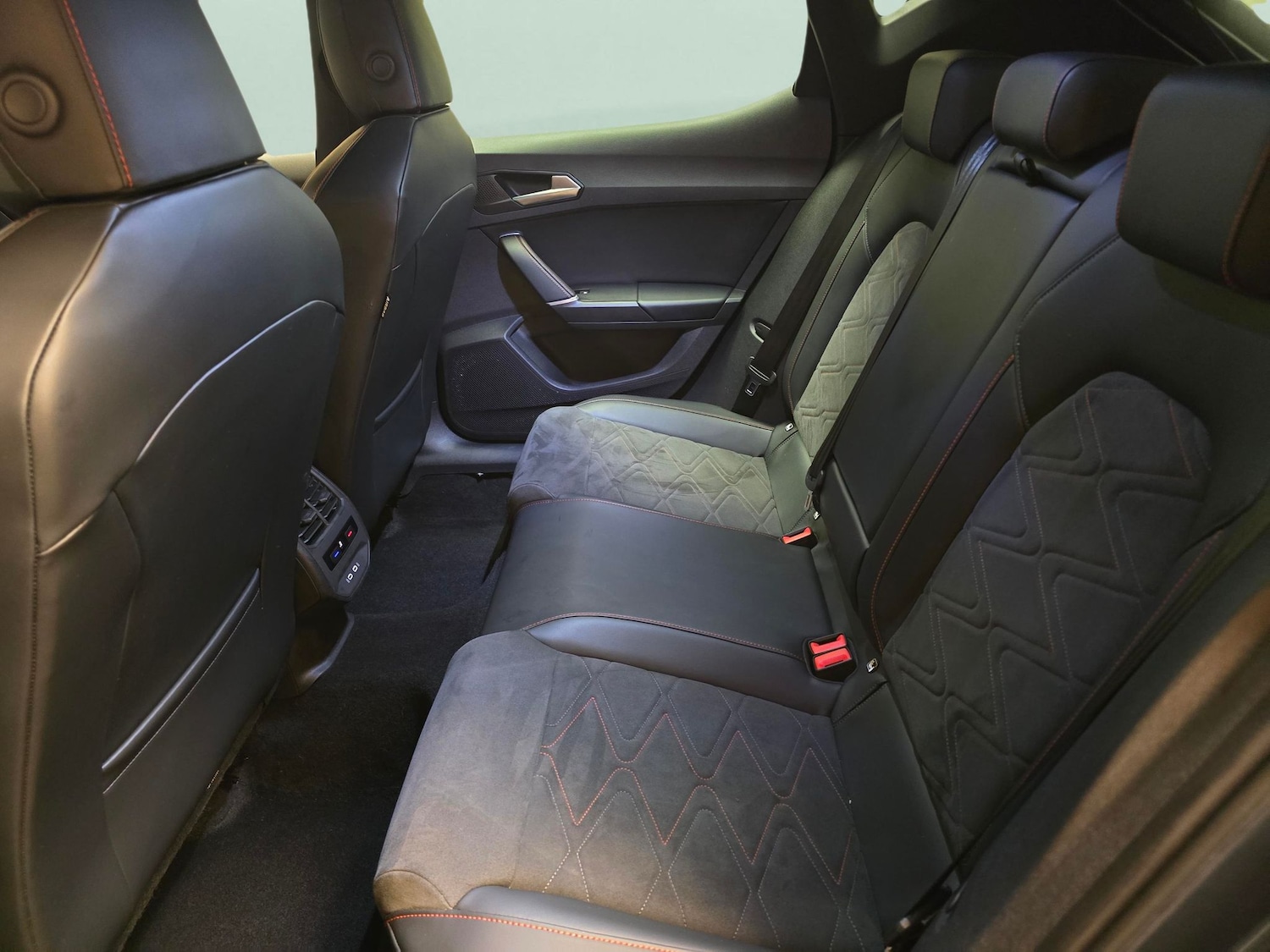 Used SEAT Leon 2021 for sale - 76540358: Photo 28