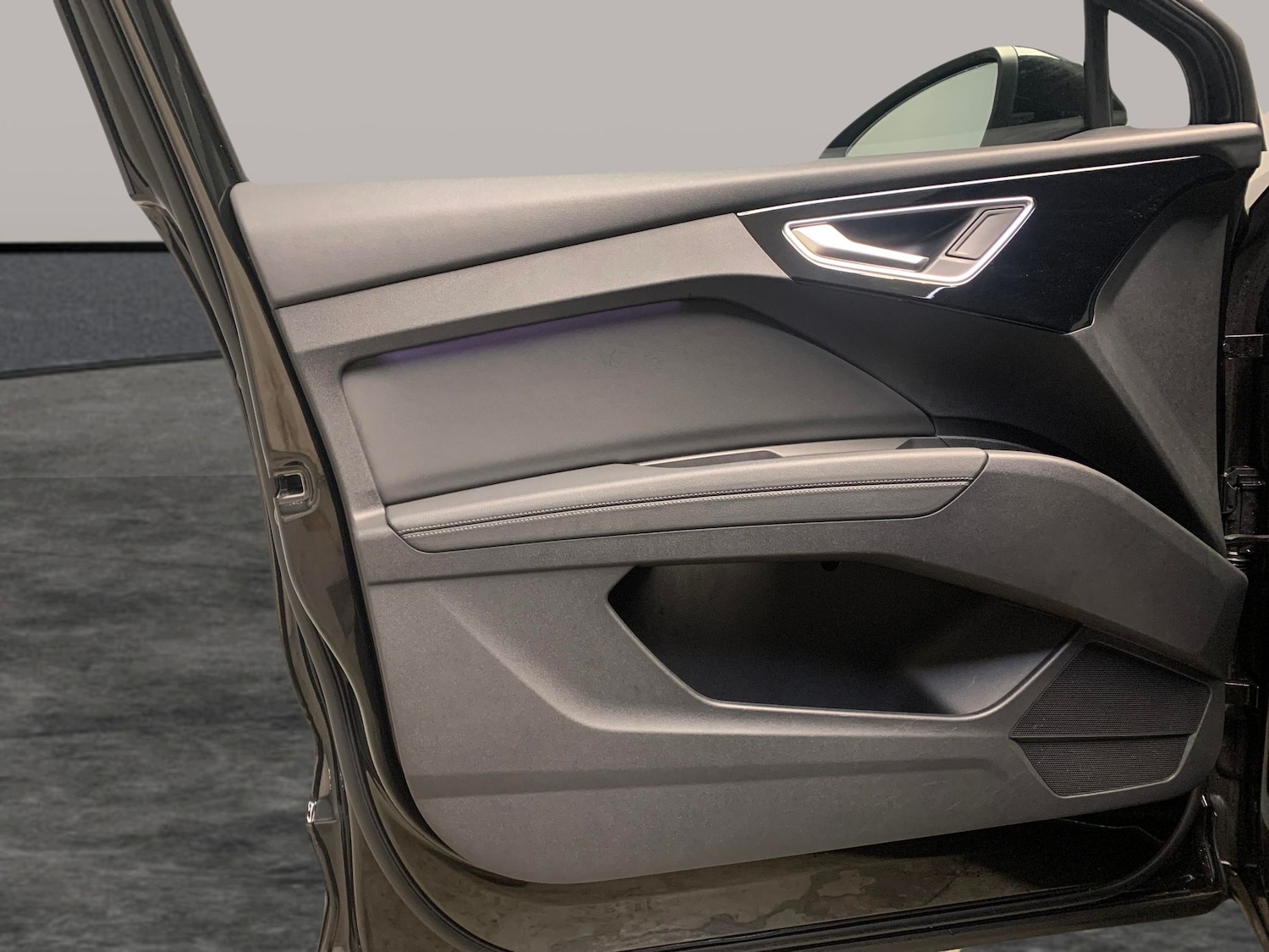 Used Audi Q4 e-tron 2023 for sale - 77274215: Photo 27