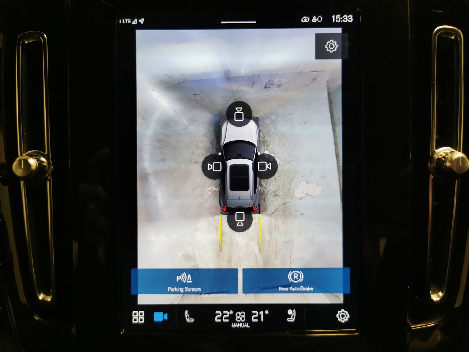 Used Volvo XC40 2024 for sale - 77399473: Photo 5