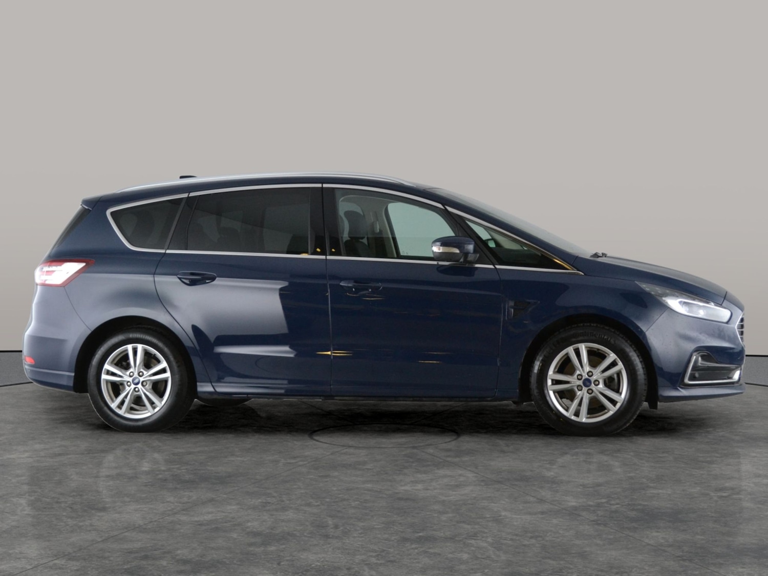 Used Ford S-Max 2023 for sale - 77562830: Photo 11