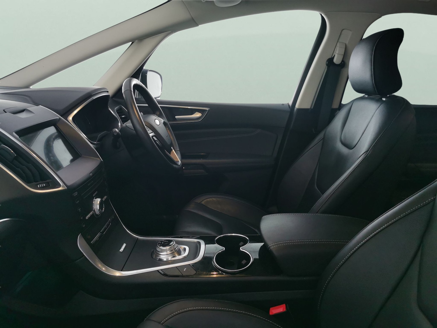 Used Ford S-Max 2023 for sale - 77562830: Photo 4