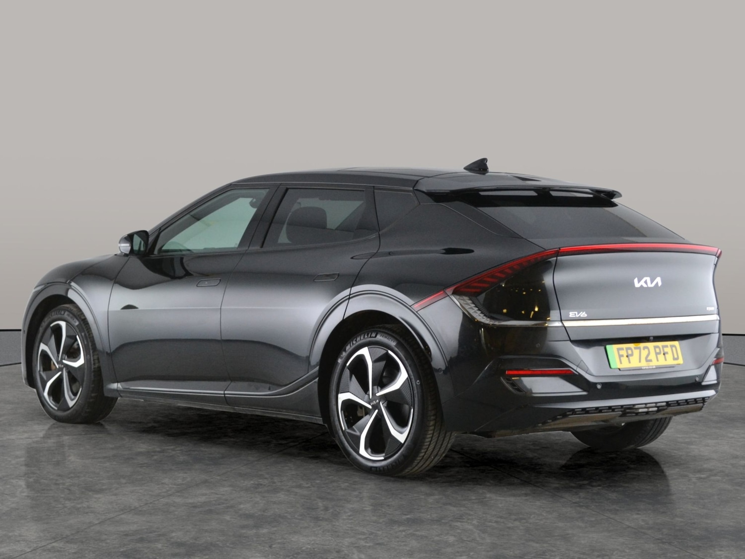 Used Kia EV6 2023 for sale - 77393761: Photo 8