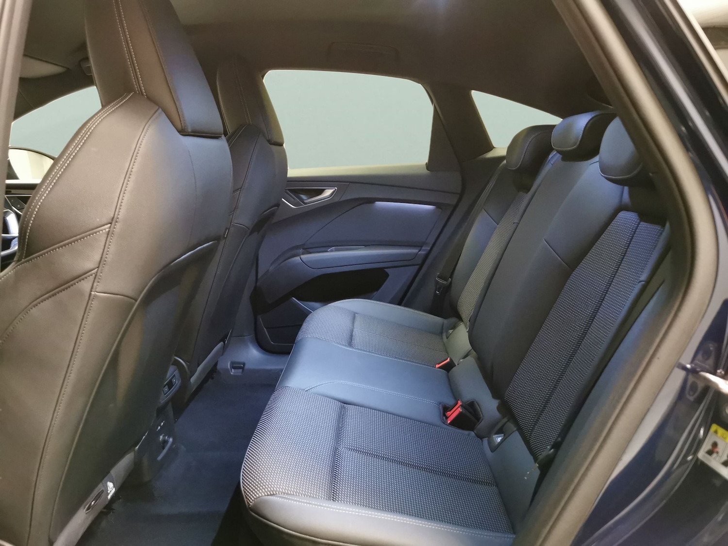 Used Audi Q4 e-tron 2022 for sale - 77815030: Photo 26