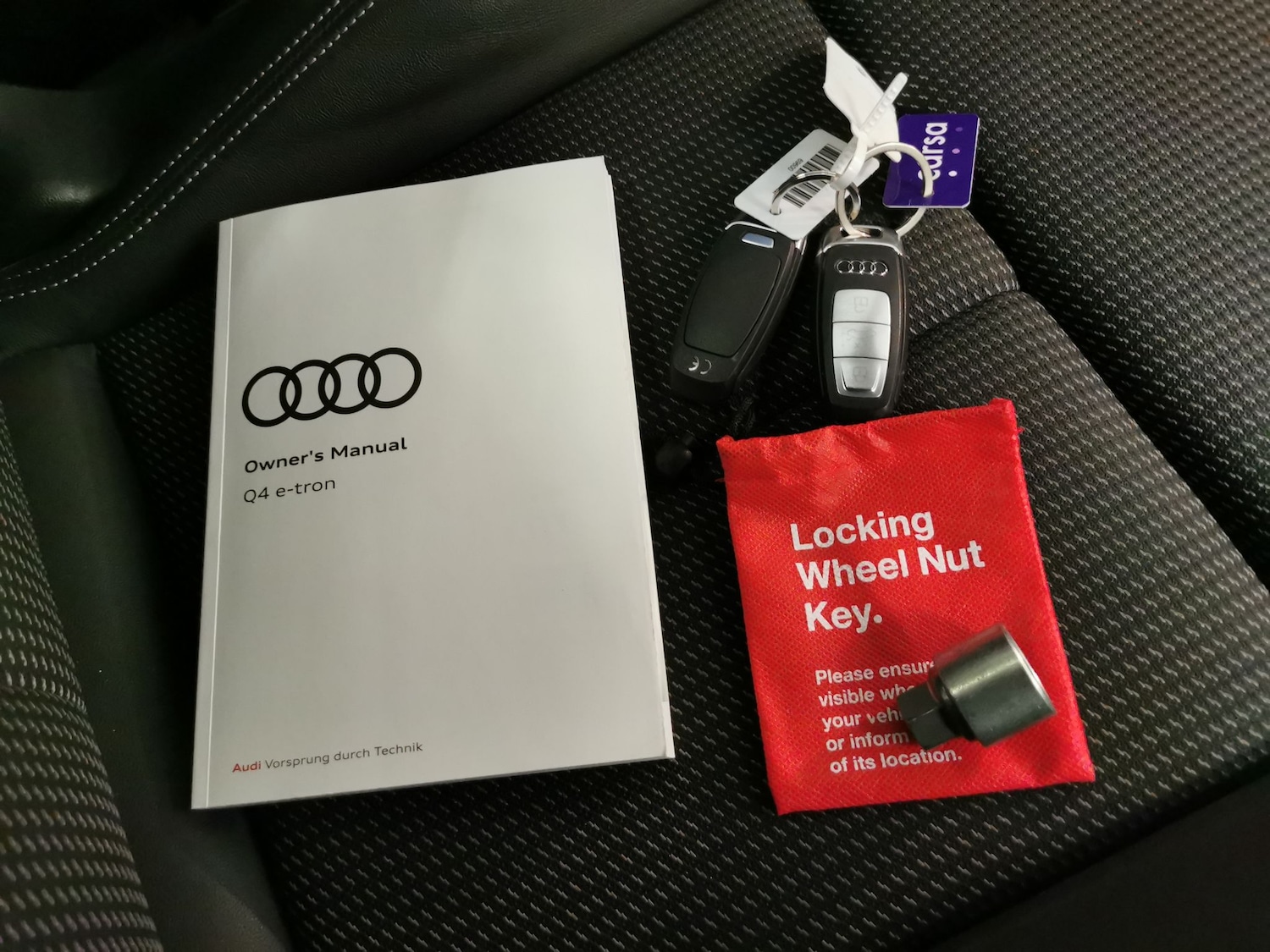 Used Audi Q4 e-tron 2022 for sale - 77815030: Photo 32